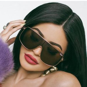 Quay × Kylie Jenner "Unbothered"